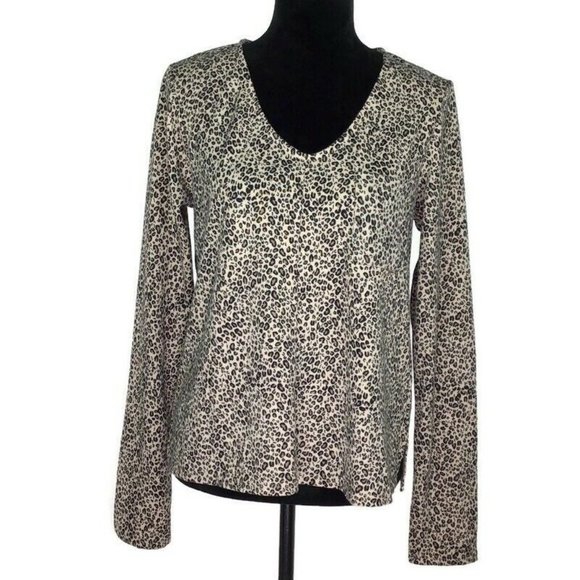 Sanctuary Tops - Sanctuary NEW Mini Leopard Animal Print V-Neck Cozy Pocket Top NWT Small S